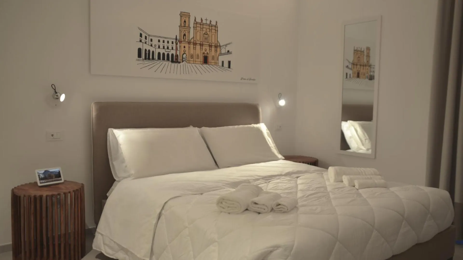 Ellements - Luxury Rooms Brindisi 0*,  Itália